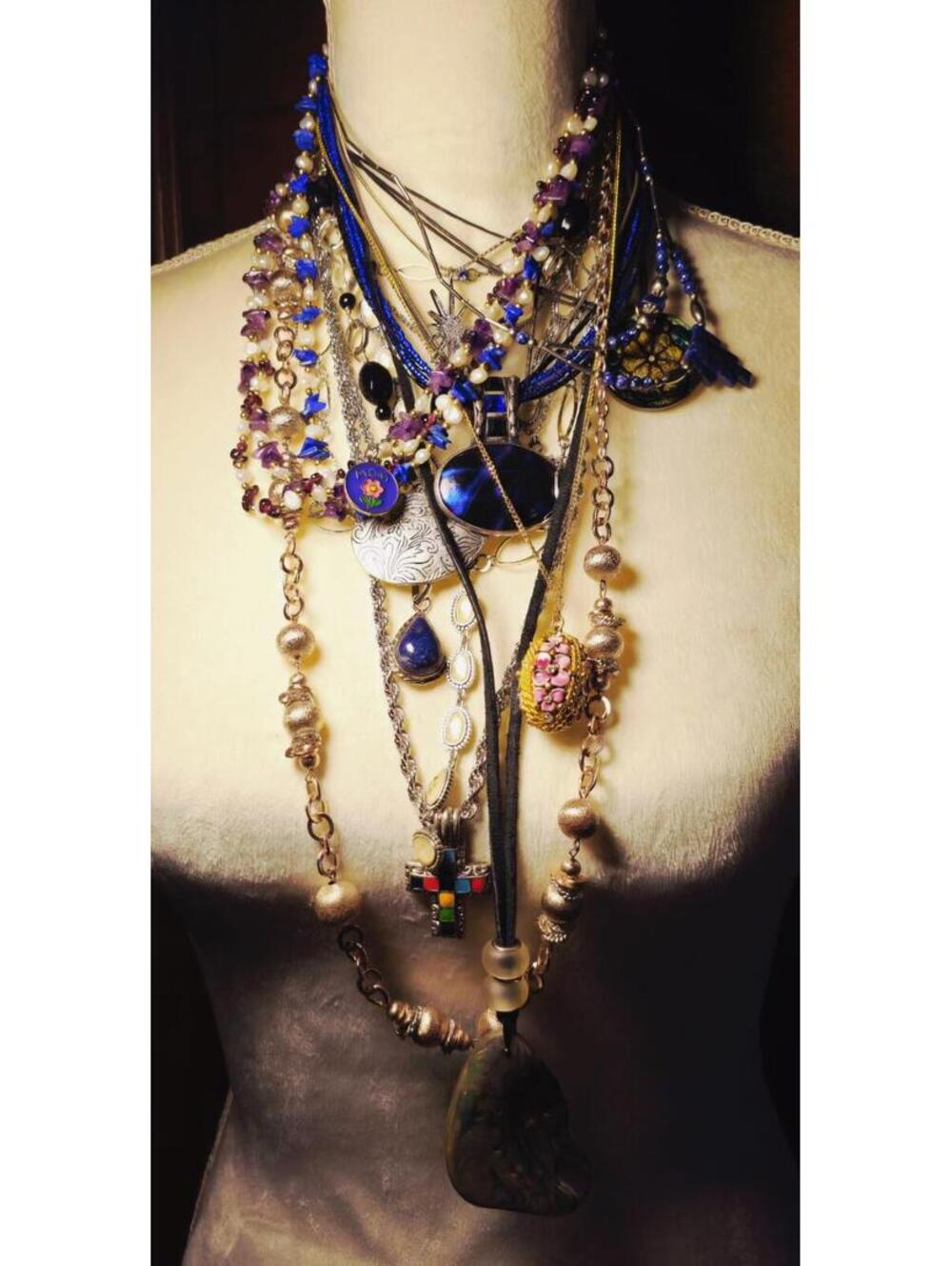 Lot Of 16 Necklaces Various Sizes 14" to 36"